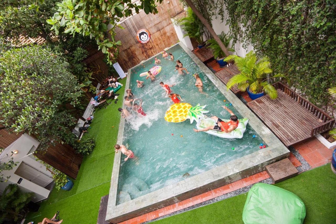 Mad Monkey Hostel Πνομ Πενχ Εξωτερικό φωτογραφία