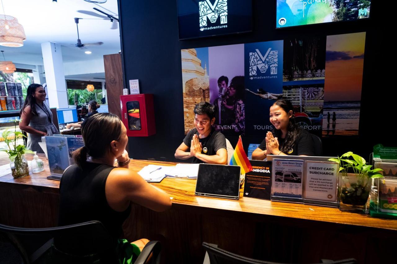 Mad Monkey Hostel Πνομ Πενχ Εξωτερικό φωτογραφία