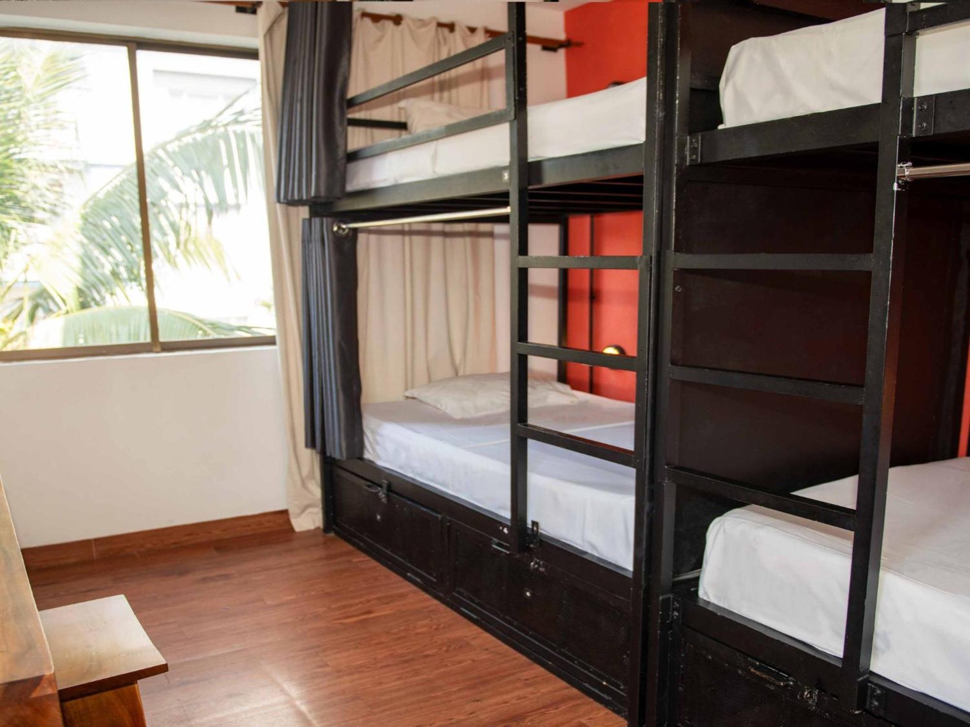 Mad Monkey Hostel Πνομ Πενχ Εξωτερικό φωτογραφία