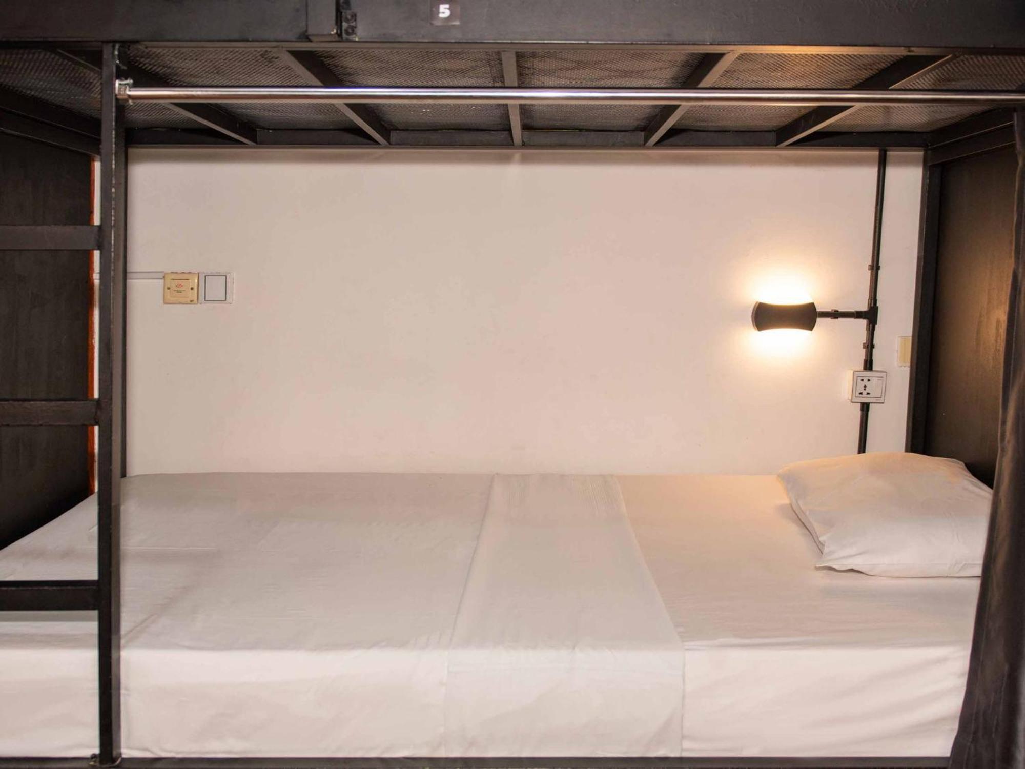 Mad Monkey Hostel Πνομ Πενχ Εξωτερικό φωτογραφία