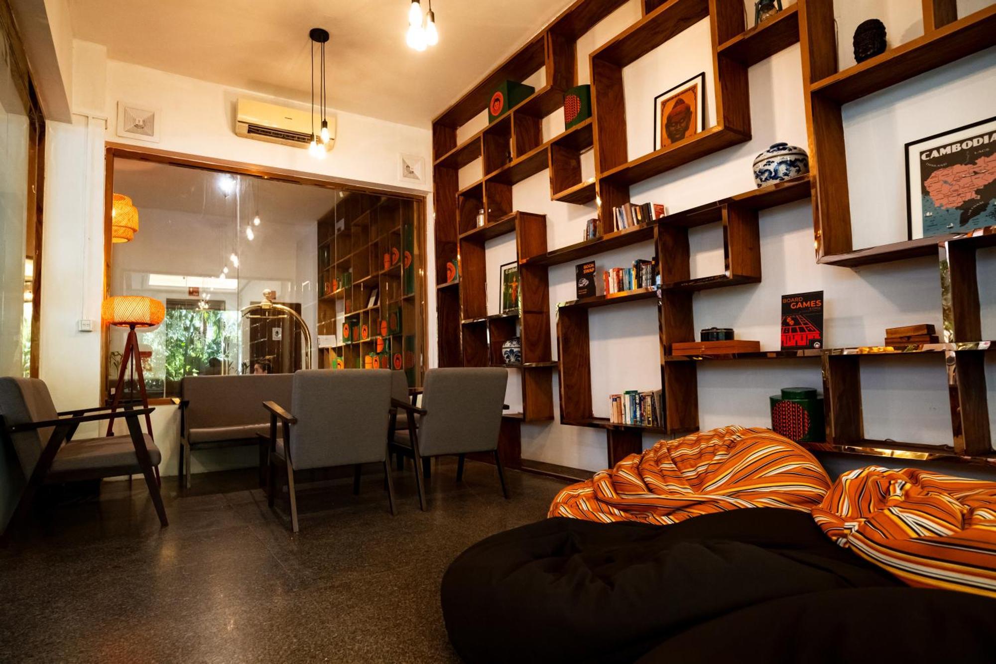 Mad Monkey Hostel Πνομ Πενχ Εξωτερικό φωτογραφία